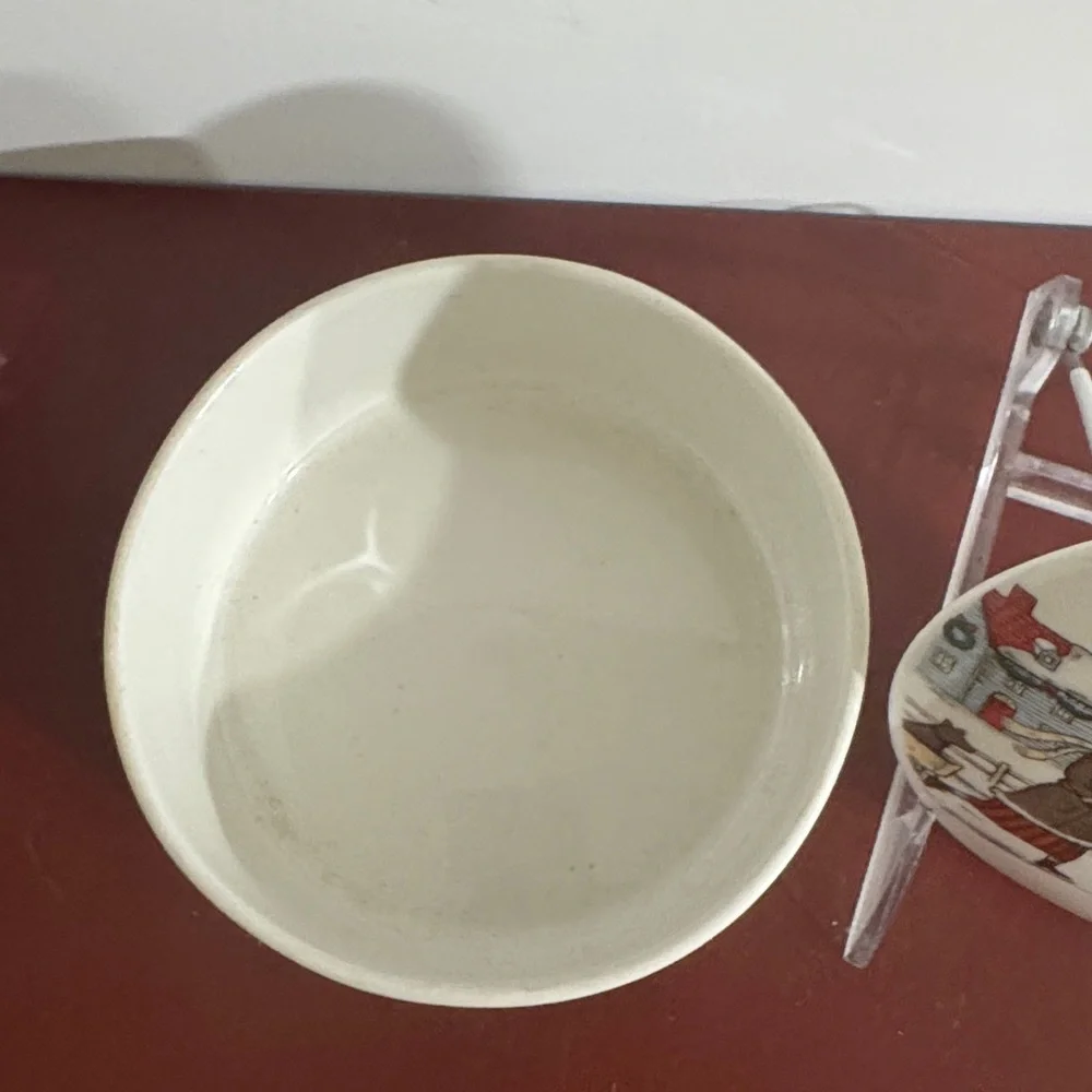 Studio round ceramic